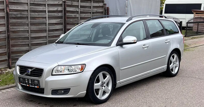 volvo v50 pomorskie Volvo V50 cena 8900 przebieg: 234410, rok produkcji 2010 z Czarne